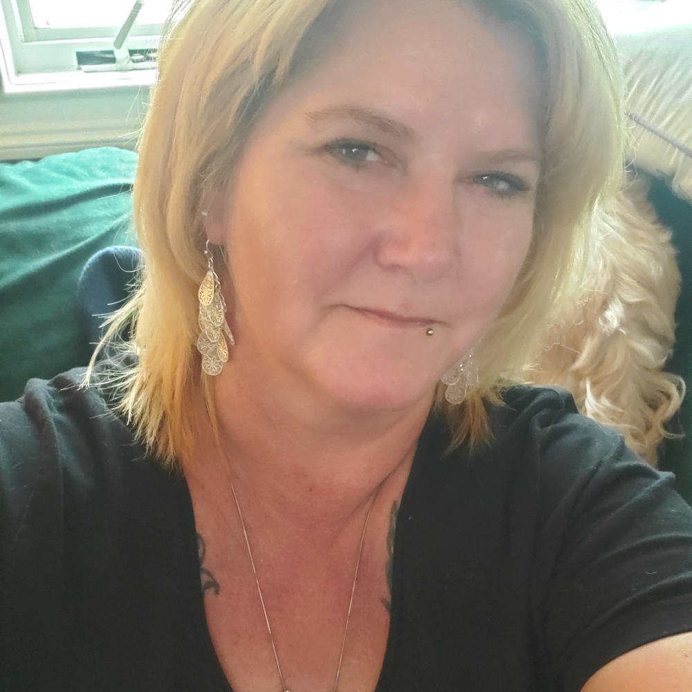 Meet your Posher, Anne